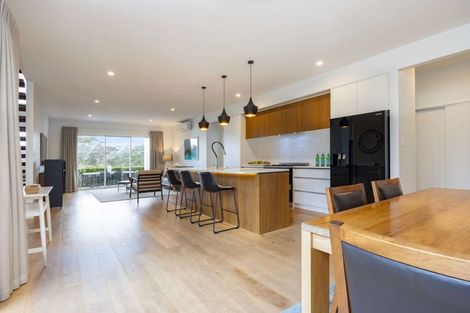 Photo of property in 10 Tauwaka Crescent, Riverhead, 0820