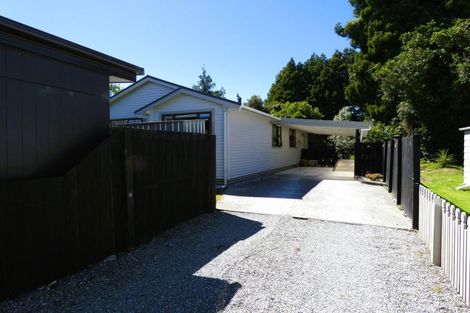 Photo of property in 33 Domett Street, Westport, 7825