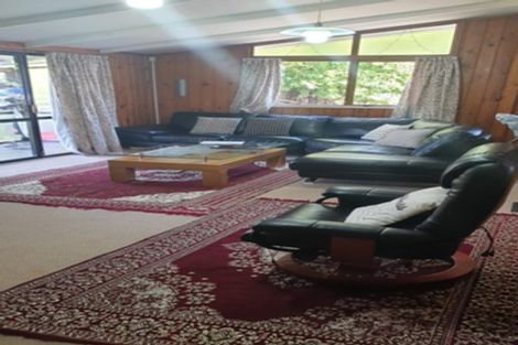 Photo of property in 13 Toporoa View, Ascot Park, Porirua, 5024