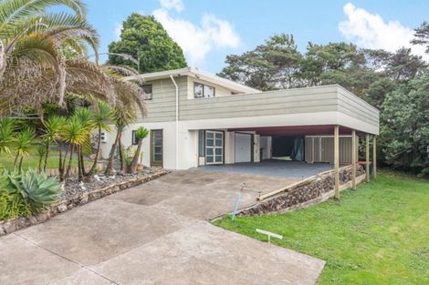 Photo of property in 11 Wirihana Road, Titirangi, Auckland, 0604