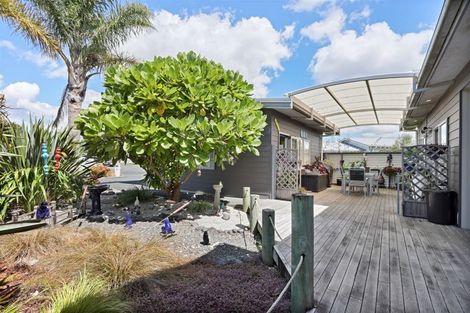 Photo of property in 12 Halyard Way, Mangawhai, 0505