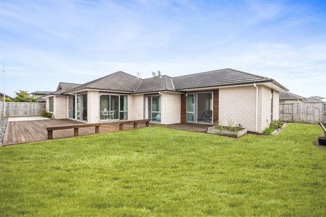 Photo of property in 52 Sirius Crescent, Rototuna North, Hamilton, 3210