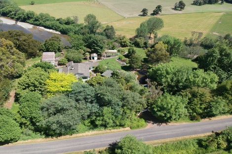 Photo of property in 124 Awahou Road South, Ashhurst, 4884