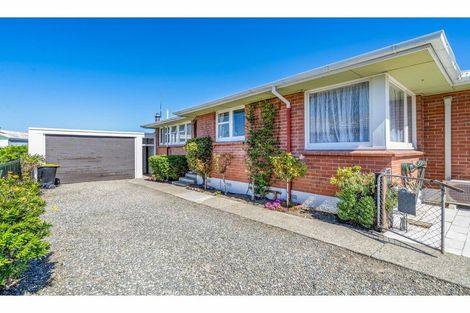 Photo of property in 22 Charlton Road, Gore, 9710