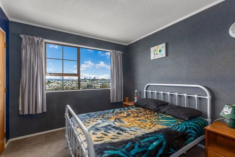 Photo of property in 10 Adventure Drive, Whitby, Porirua, 5024