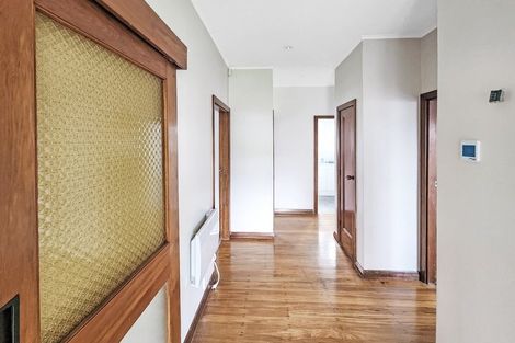 Photo of property in 52 Bell Road, Waiwhetu, Lower Hutt, 5010