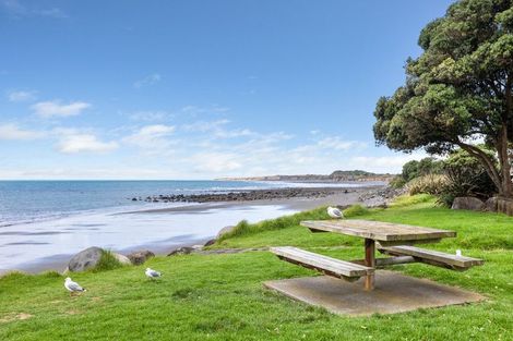 Photo of property in 10 Meade Place, Bell Block, New Plymouth, 4312