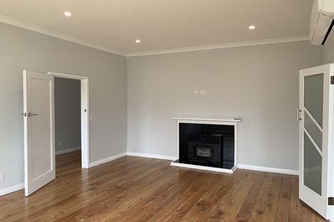 Photo of property in 74 Queenwood Road, Levin, 5510