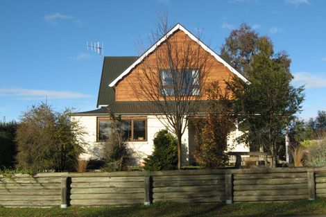 Photo of property in 22 Rob Roy Lane, Wanaka, 9305