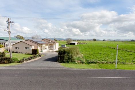 Photo of property in 41 Pipiroa Road, Ngatea, 3503