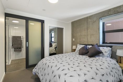 Photo of property in Frame Apartments, 902/111 Molesworth Street, Thorndon, Wellington, 6011