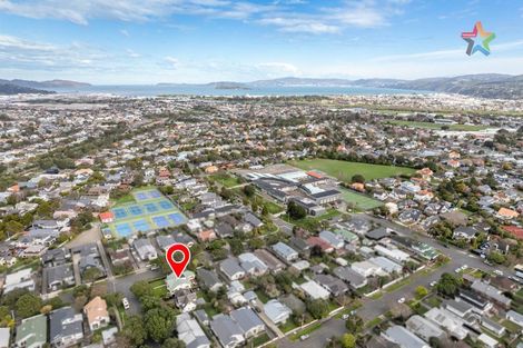 Photo of property in 18 Riddiford Street, Woburn, Lower Hutt, 5011