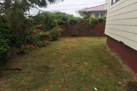 Photo of property in 2/139 Clevedon Road, Papakura, 2110