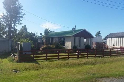 Photo of property in 4 Queen Street, Springfield, 7681