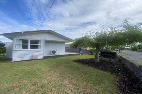 Photo of property in 66 English Street, St Andrews, Hamilton, 3200