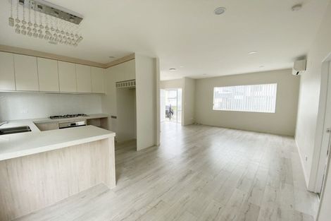 Photo of property in 75 Rosewell Crescent, Flat Bush, Auckland, 2019