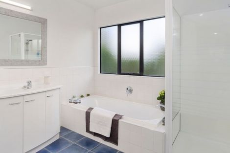 Photo of property in 12 Denehurst Drive, Waimauku, 0812