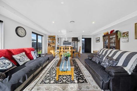 Photo of property in 39 Croydon Street, Woodend, 7610