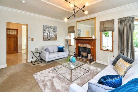 Photo of property in 3 Trentham Road, Papakura, 2110