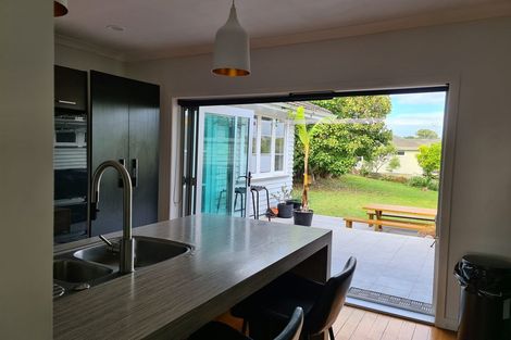 Photo of property in 9 Holden Avenue, Forest Lake, Hamilton, 3200