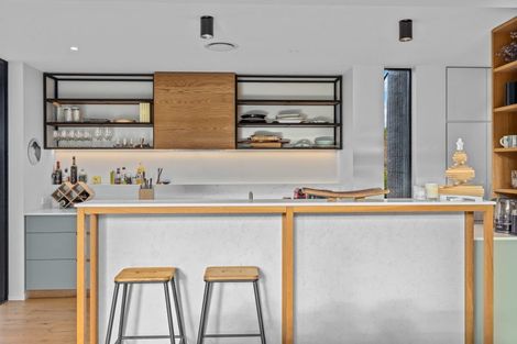 Photo of property in 6 Stackbrae Avenue, Wanaka, 9305