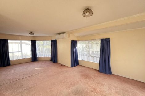 Photo of property in 35b Grays Road, Camborne, Porirua, 5026