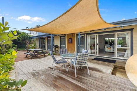 Photo of property in 11a Dickson Road, Papamoa Beach, Papamoa, 3118
