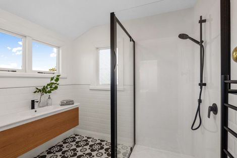 Photo of property in 112 Knowles Street, St Albans, Christchurch, 8052