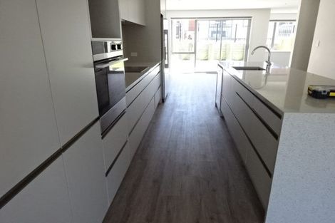 Photo of property in 15 Gunn Way, Hobsonville, Auckland, 0616