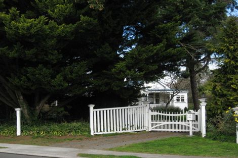 Photo of property in 25 Saint Hill Lane, Havelock North, 4130