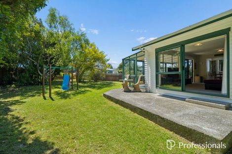 Photo of property in 37 Te Kupe Road, Paraparaumu Beach, Paraparaumu, 5032