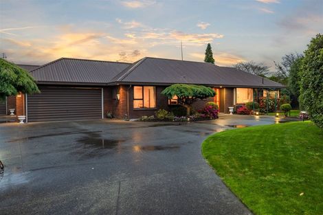 Photo of property in 17 Nepal Place, Burnside, Christchurch, 8053