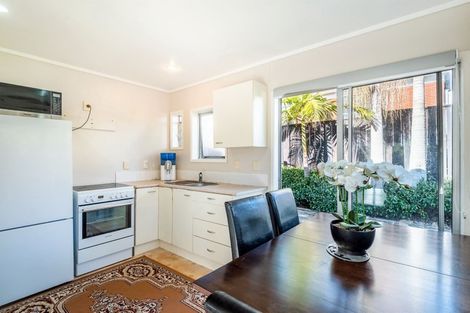 Photo of property in 1/11 Paruru Avenue, Northcote, Auckland, 0627