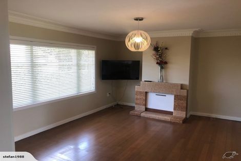 Photo of property in 2/69a Symonds Street, Royal Oak, Auckland, 1061