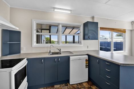 Photo of property in 25 Hunter Street, Hawera, 4610