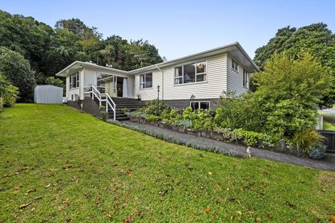 Photo of property in 21 Ambury Place, Merrilands, New Plymouth, 4312
