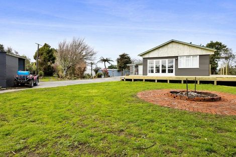 Photo of property in 2745 Opunake Road, Te Kiri, Opunake, 4682