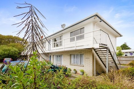 Photo of property in 4/12 Oxford Street, Tawa, Wellington, 5028