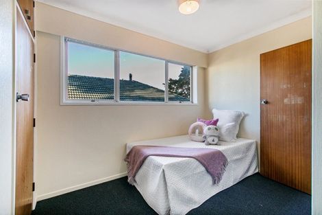 Photo of property in 52 Lawrence Crescent, Hillpark, Auckland, 2102