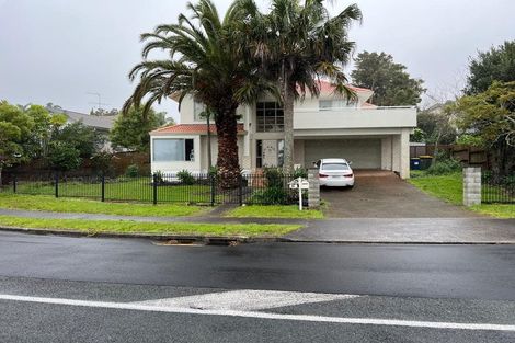 Photo of property in 46 Goldfinch Rise, Unsworth Heights, Auckland, 0632