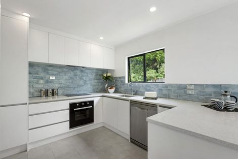 Photo of property in 2/26 Blenheim Street, Glenfield, Auckland, 0629