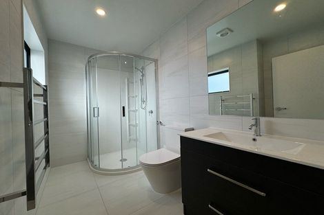 Photo of property in 40b Knightsbridge Drive, Forrest Hill, Auckland, 0620