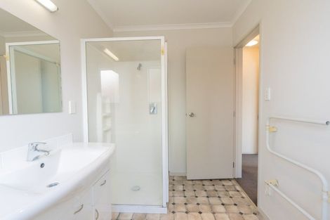 Photo of property in 21 Brooklyn Heights Drive, Kelvin Grove, Palmerston North, 4414