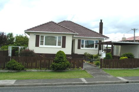 Photo of property in 1/21 Eversleigh Road, Belmont, Auckland, 0622