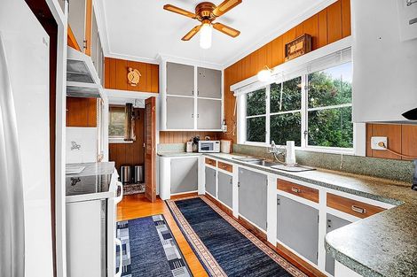 Photo of property in 33 Rogan Street, New Plymouth, 4310