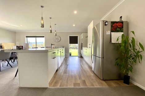 Photo of property in 6 Cory Jane Grove, Riverstone Terraces, Upper Hutt, 5018