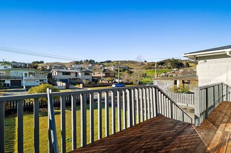 Photo of property in 5 Elwyn Crescent, Green Island, Dunedin, 9018