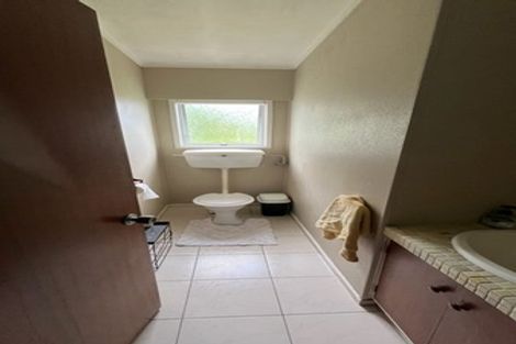 Photo of property in 28 Marcel Place, Glenfield, Auckland, 0629