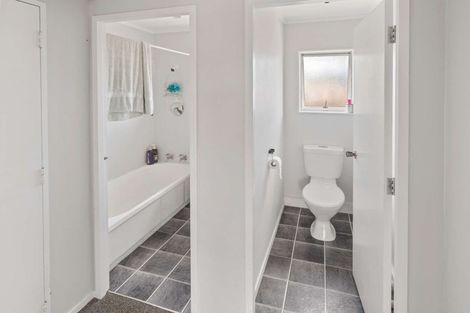 Photo of property in 89a Pohutukawa Drive, Owhata, Rotorua, 3010