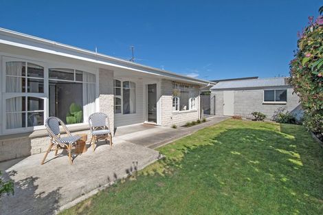 Photo of property in 128 Studholme Street, Somerfield, Christchurch, 8024